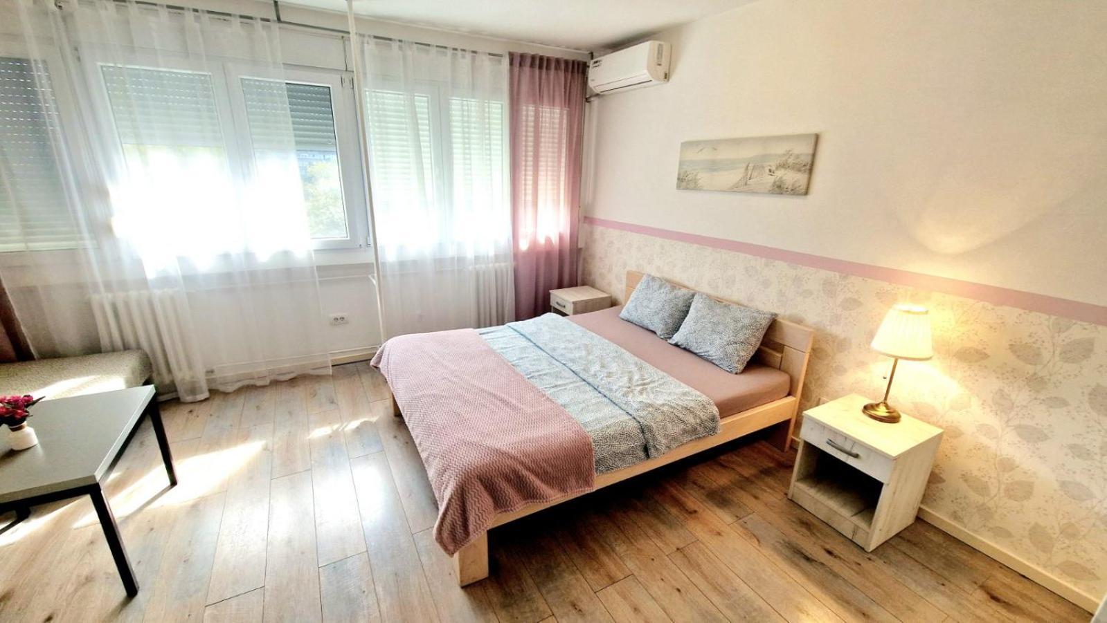Apartmani Paku Beograd Eksteriør billede